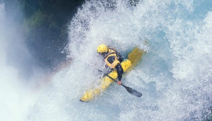开云电竞中国-日本某球队遗憾落败，球迷心疼不已，日本足球又输了