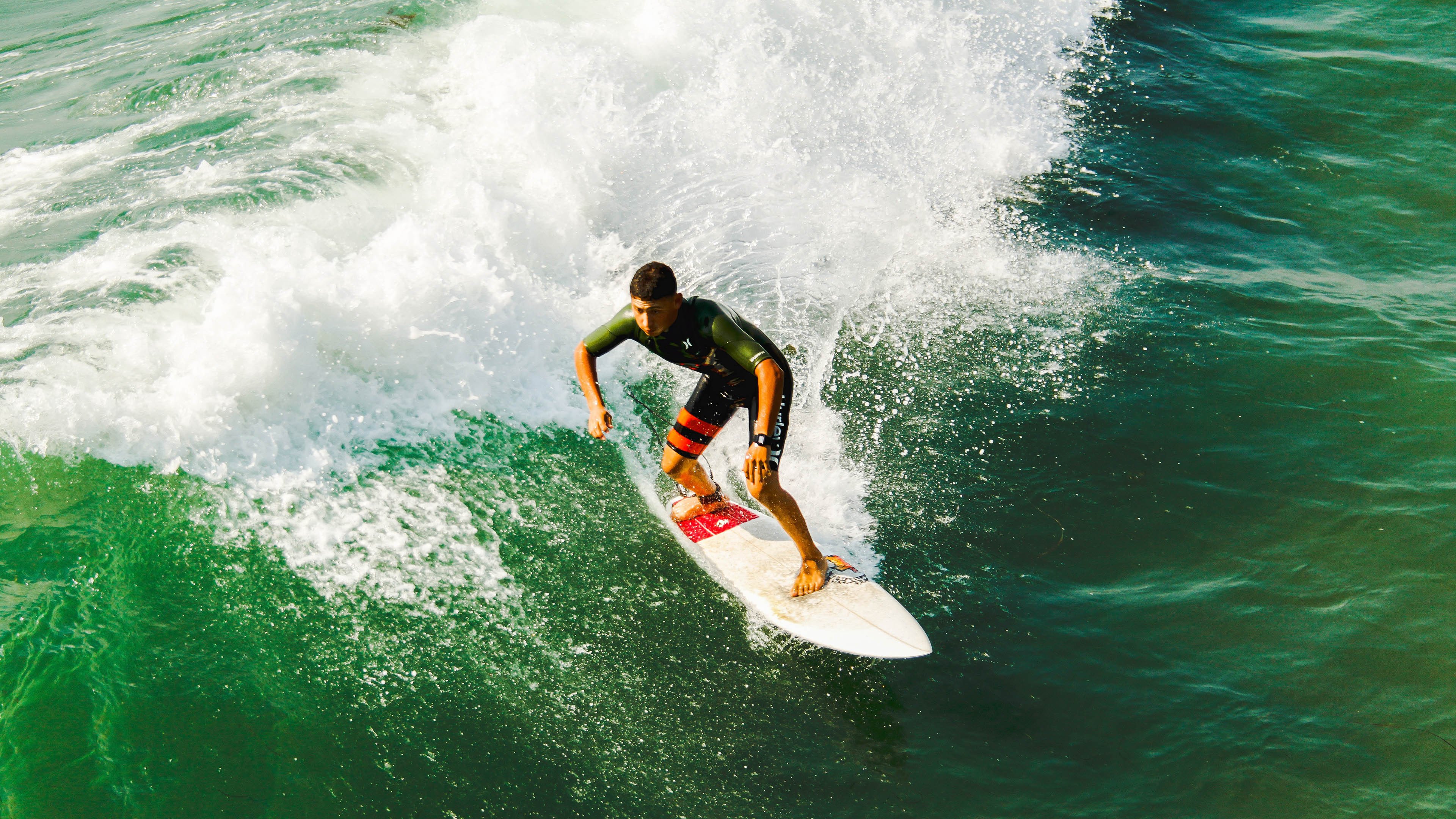 意外田径运动员抵达延误错过检录，运动员失误瞬间